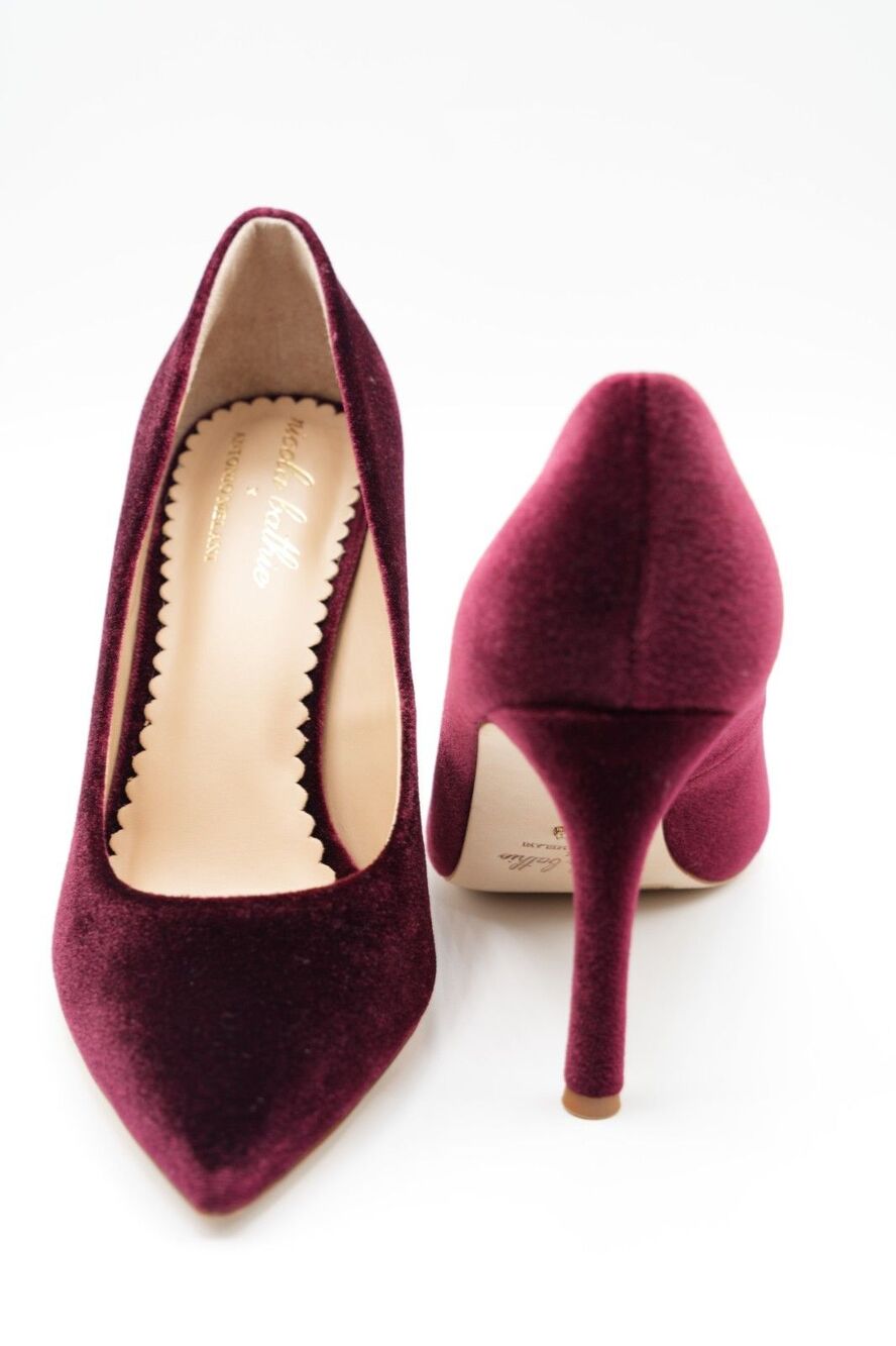 BRAND NEW!!! Antonio Malani Burgundy Velvet Pointed Toe Stiletto Pump Slip On Wo - Picture 4 of 5